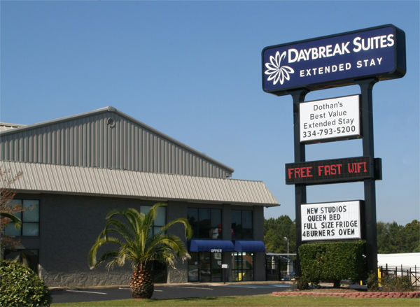 Daybreak Suites Extended Stay Dothan Dış mekan fotoğraf